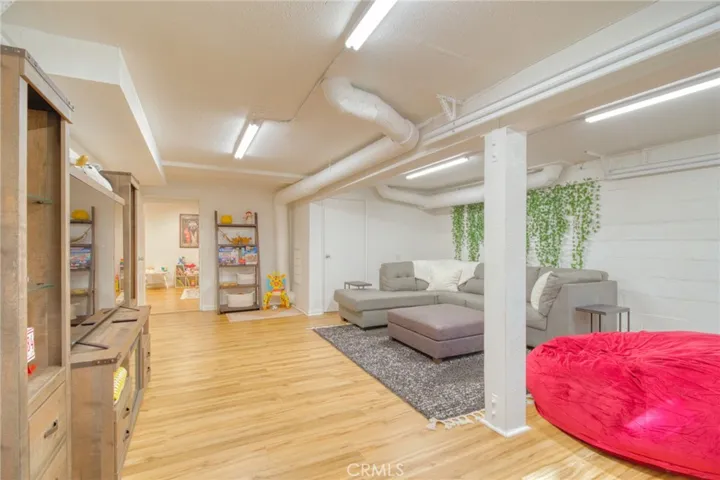 1604 Blackbird, Wrightwood, California 92397