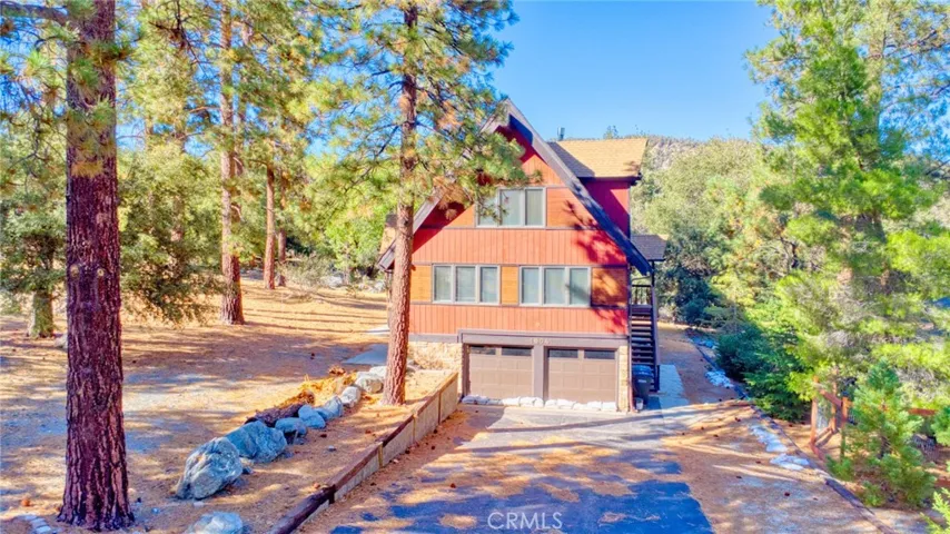 1604 Blackbird, Wrightwood, California 92397