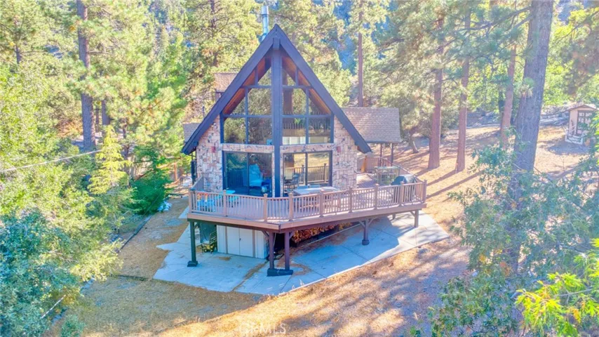 1604 Blackbird, Wrightwood, California 92397