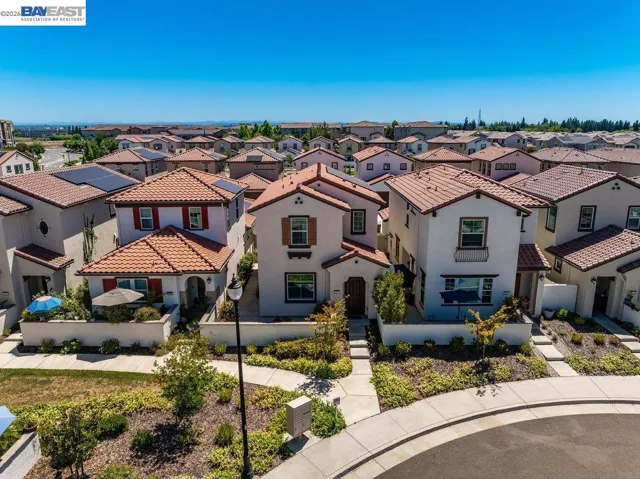 2192 Terrawood St, Roseville, California 95747