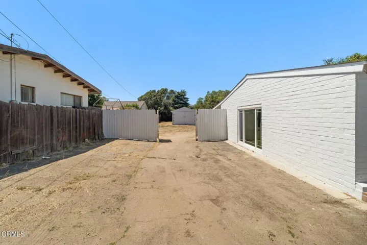 Side Driveway / Gate