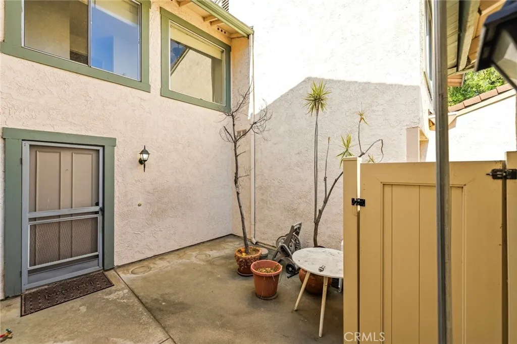 836 E Ponderosa, Azusa, California 91702 — photo 4