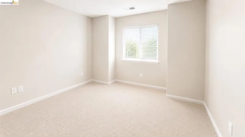 62 W Brookside Dr, Cloverdale, California 95425