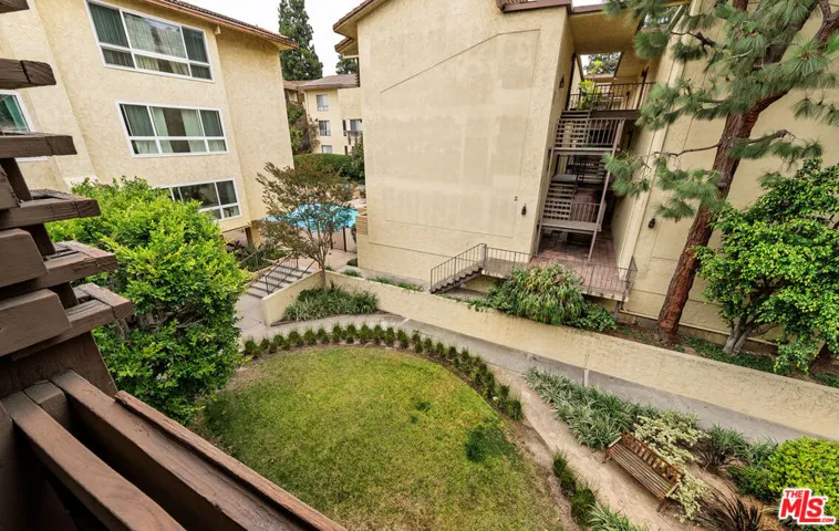 6250 Buckingham 204, Culver City, California 90230