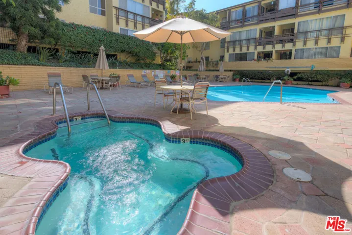 6250 Buckingham 204, Culver City, California 90230
