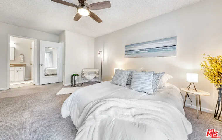 6250 Buckingham 204, Culver City, California 90230
