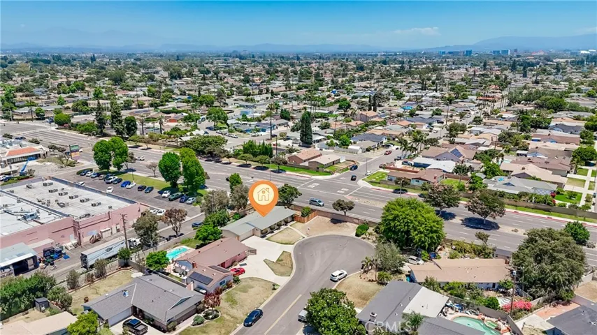 9961 Aldgate Ave Garden Grove CA