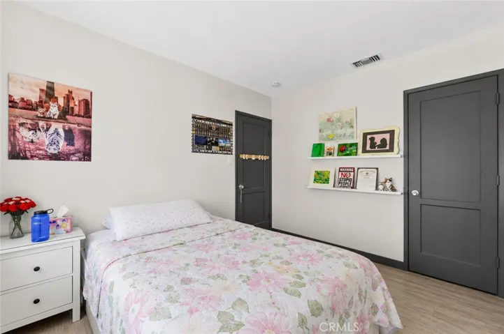 6721 E La Marimba, Long Beach, California 90815