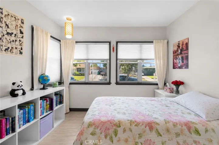 6721 E La Marimba, Long Beach, California 90815