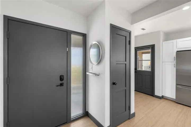 6721 E La Marimba, Long Beach, California 90815