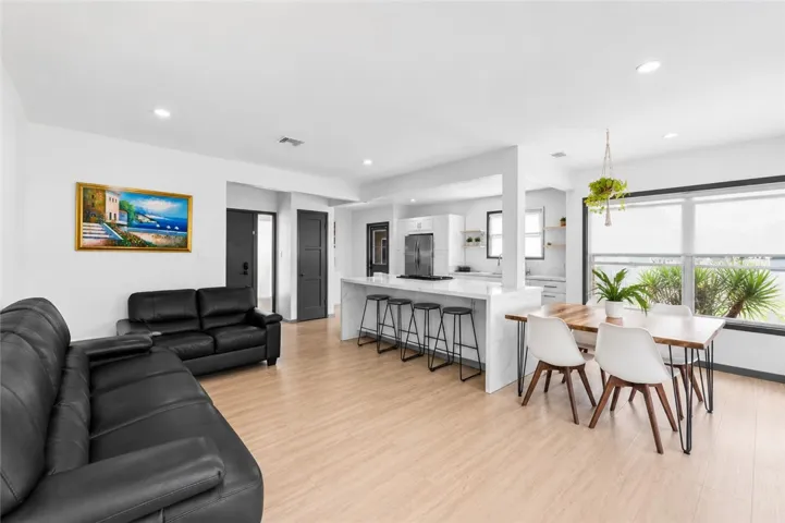 6721 E La Marimba, Long Beach, California 90815