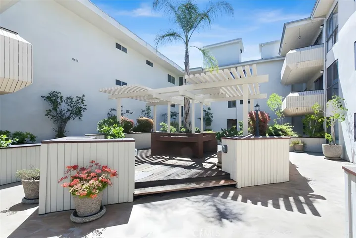Community Courtyard