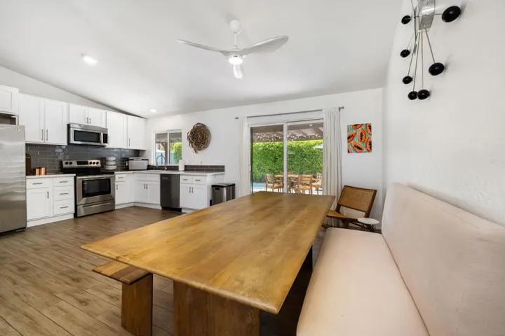 Dining to Kitchen
