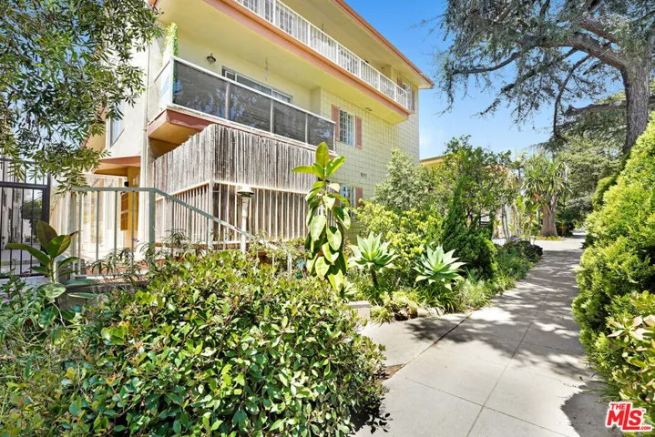 1044 9th Street 3, Santa Monica, California 90403