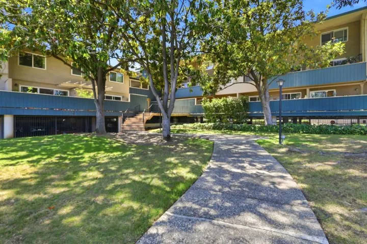 7150 Rainbow Drive 3, San Jose, California 95129