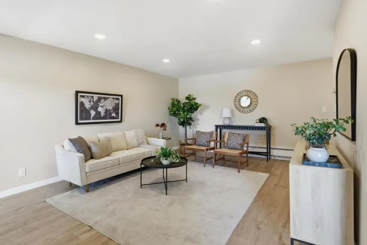 7150 Rainbow Drive 3, San Jose, California 95129