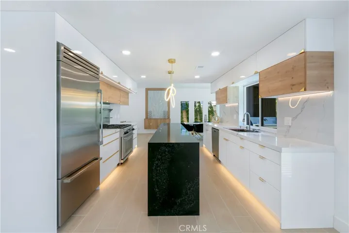 32232 Fall River, Trabuco Canyon, California 92679