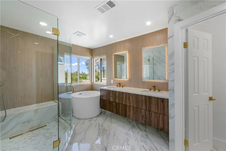 32232 Fall River, Trabuco Canyon, California 92679