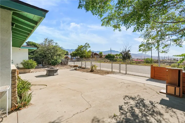 859 N Allen, Banning, California 92220