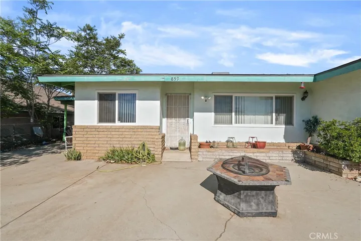 859 N Allen, Banning, California 92220