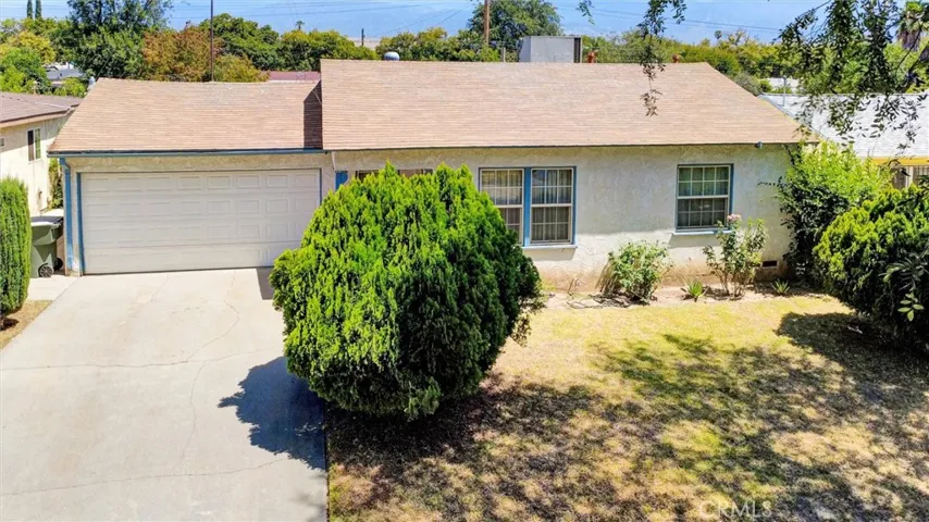 1556 W Virginia, San Bernardino, California 92411