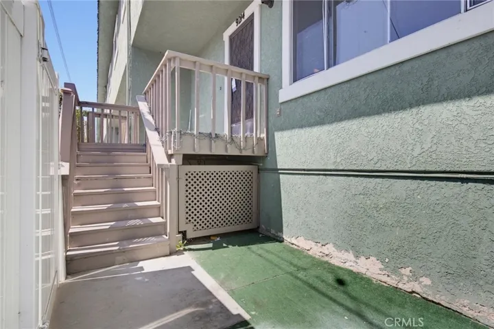 9214 Palm Street, Bellflower, California 90706