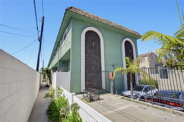 9214 Palm Street, Bellflower, California 90706