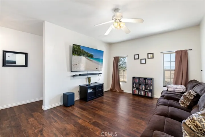 34715 Empty Saddle, Hemet, California 92544