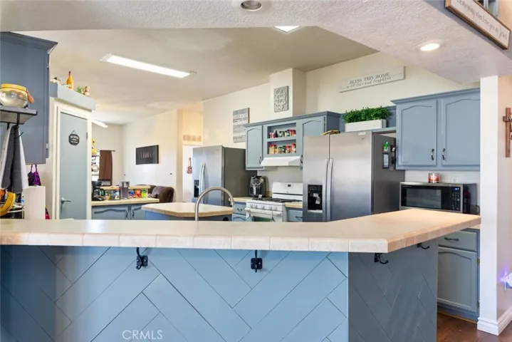 34715 Empty Saddle, Hemet, California 92544