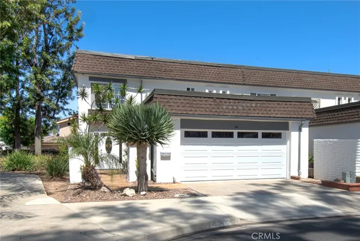 34 Senisa, Irvine, California 92612