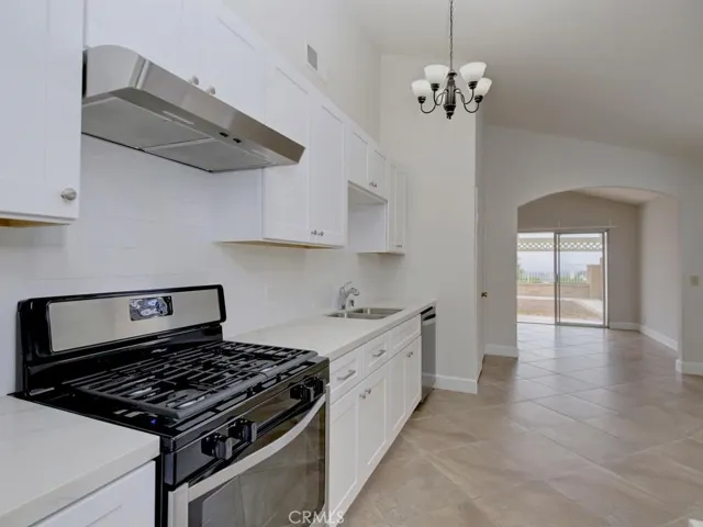 Fully remodeled kitchen with ALL newly replaced cabinets