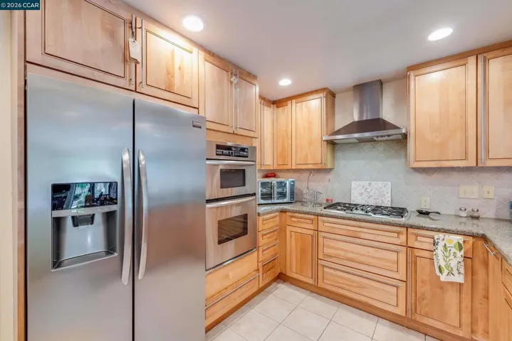 131 Ironwood, Oakland, California 94605