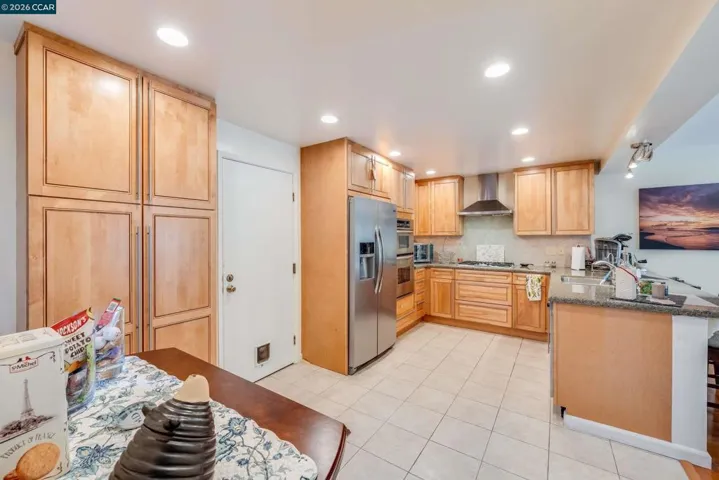 131 Ironwood, Oakland, California 94605