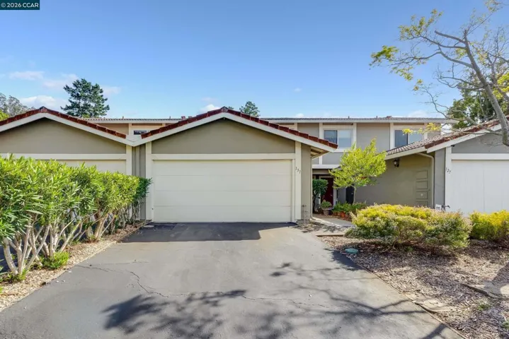 131 Ironwood, Oakland, California 94605