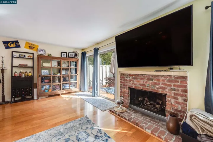 131 Ironwood, Oakland, California 94605