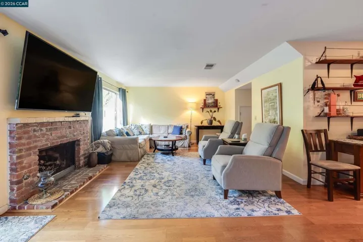 131 Ironwood, Oakland, California 94605