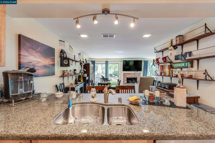 131 Ironwood, Oakland, California 94605