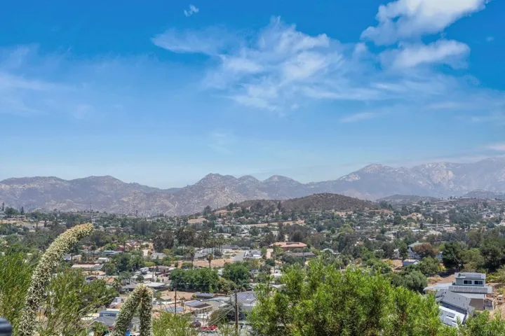 13238 Mystic Way, Lakeside, California 92040