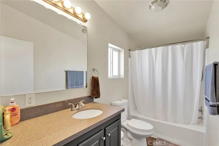 7162 Emily, Adelanto, California 92301