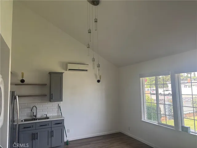 7547 Shoup Ave, West Hills, California 91307