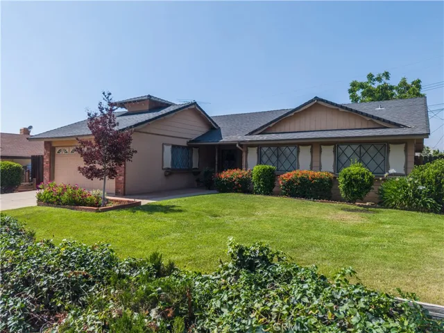 35250 Santa Rosa Drive, Yucaipa, California 92399