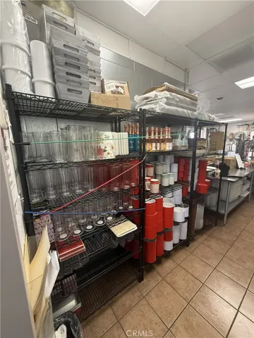 12180 Ridgecrest Road 518, Victorville, California 92395