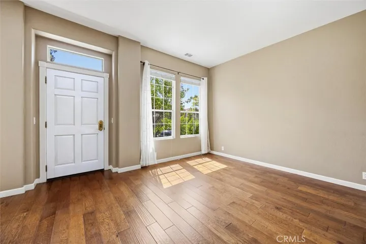 Living/Entry