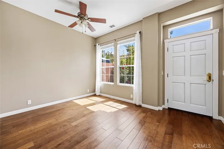 Dining/Entry