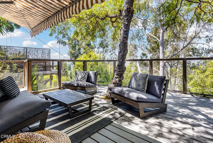 2537 Crestmoore Pl 028-mls