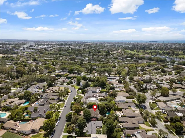 1455 La Perla, Long Beach, California 90815
