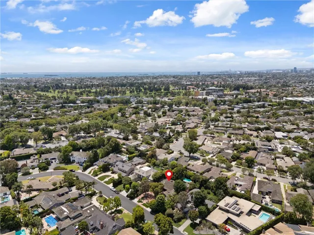 1455 La Perla, Long Beach, California 90815