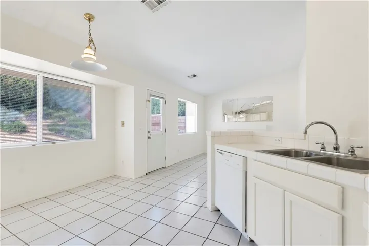 3840 Cobble Court, Palmdale, California 93551