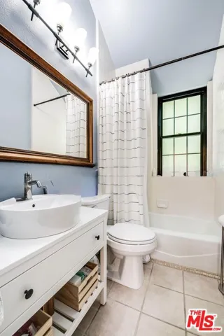 Bathroom #2