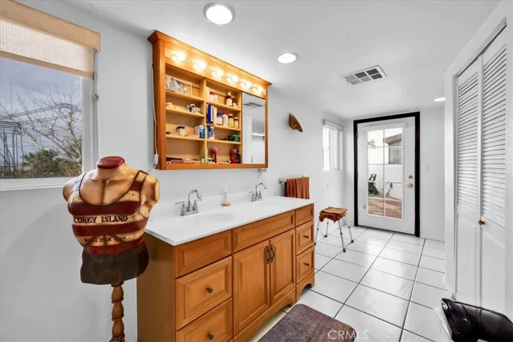 75775 Joe Davis Drive, 29 Palms, California 92277